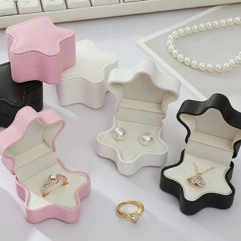Caja de almacenamiento de joyería en forma de corazón y estrella, Mini organizador de pendientes y anillos de cuero PU, estuche de exposición impermeable para collares, suministros de viaje