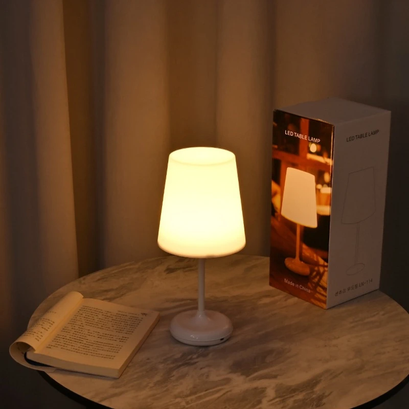 

LED Bedside Book Lights Bedroom Homestay Decoration Desk Book Lights Reading Lron Lighting Luci Per Piccoli Libri MHZSD