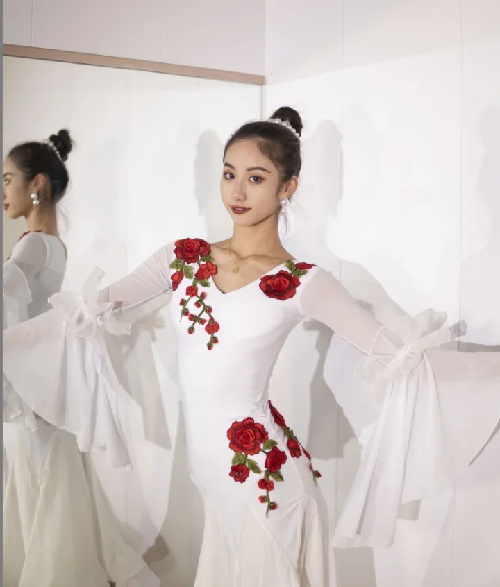 White Ballroom Dance Competition Dress Women Rose Long Sleeves Modern Dance Clothes Practice Wear Adult Waltz Dance Dress BL9956