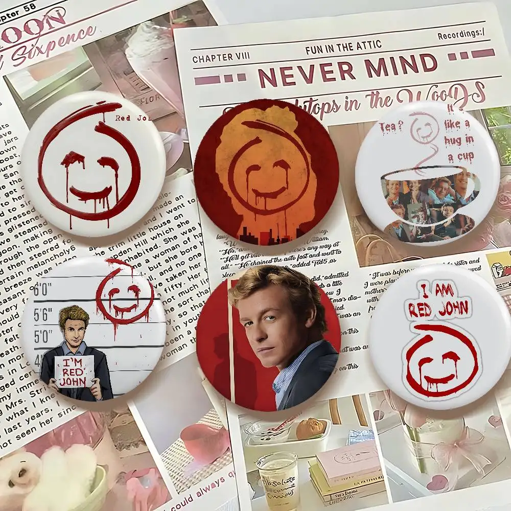Broches Red John The Mentalist Redondos e Requintados, Pins Criativos para Roupas, Chapéus, Mochilas e Acessórios de Presente