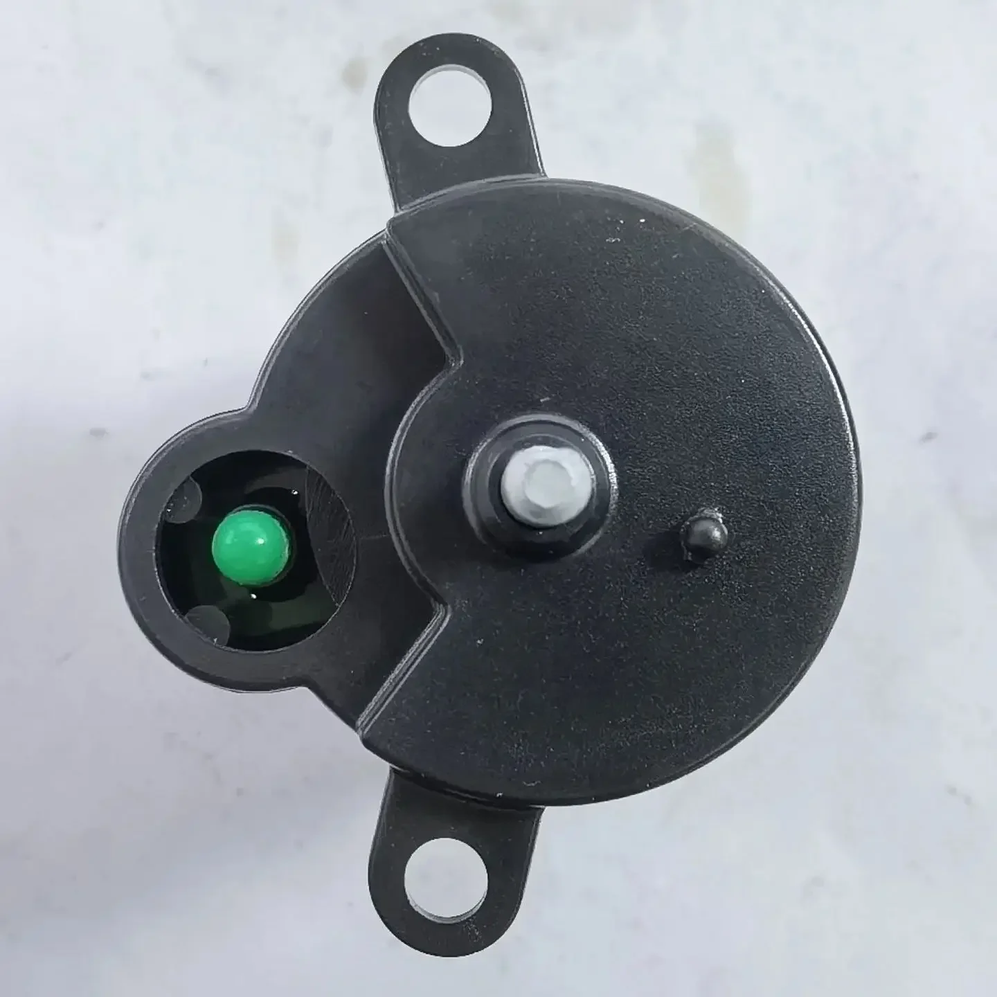 

Four Wheel Drive Selector Switch for Ford F-Series Super 1S8975 53-20736 5C3Z14B166AA DASB10017 FWD66 FWD88 SW6440 5C3T7Z155AA