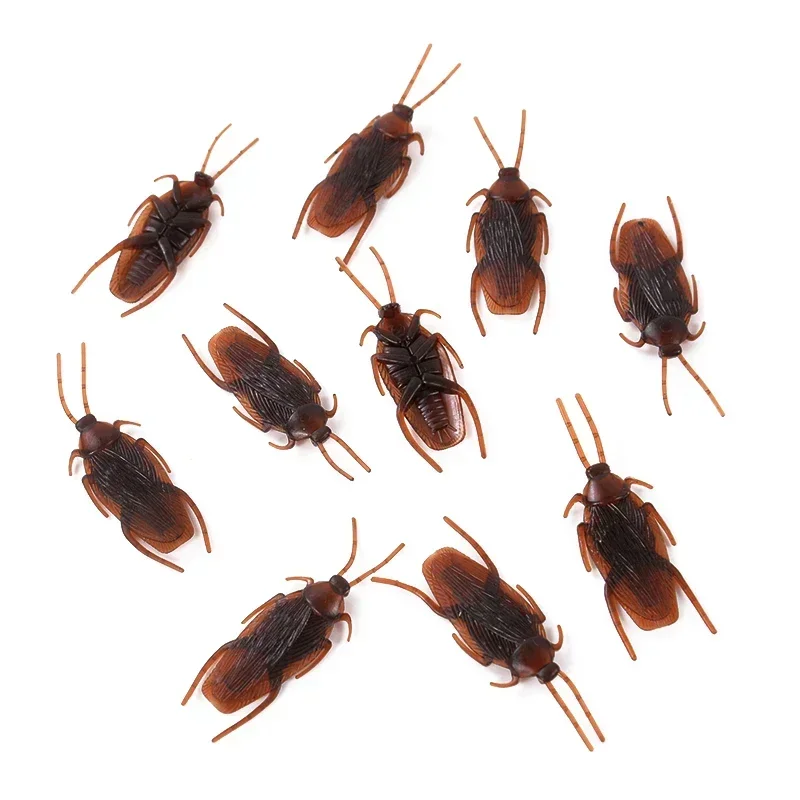 10-50Pcs Artificial Cockroach Realistic Fake Roach Insects Novelty Trick Props Kids Toy Halloween Party Decoration Plastic Bugs