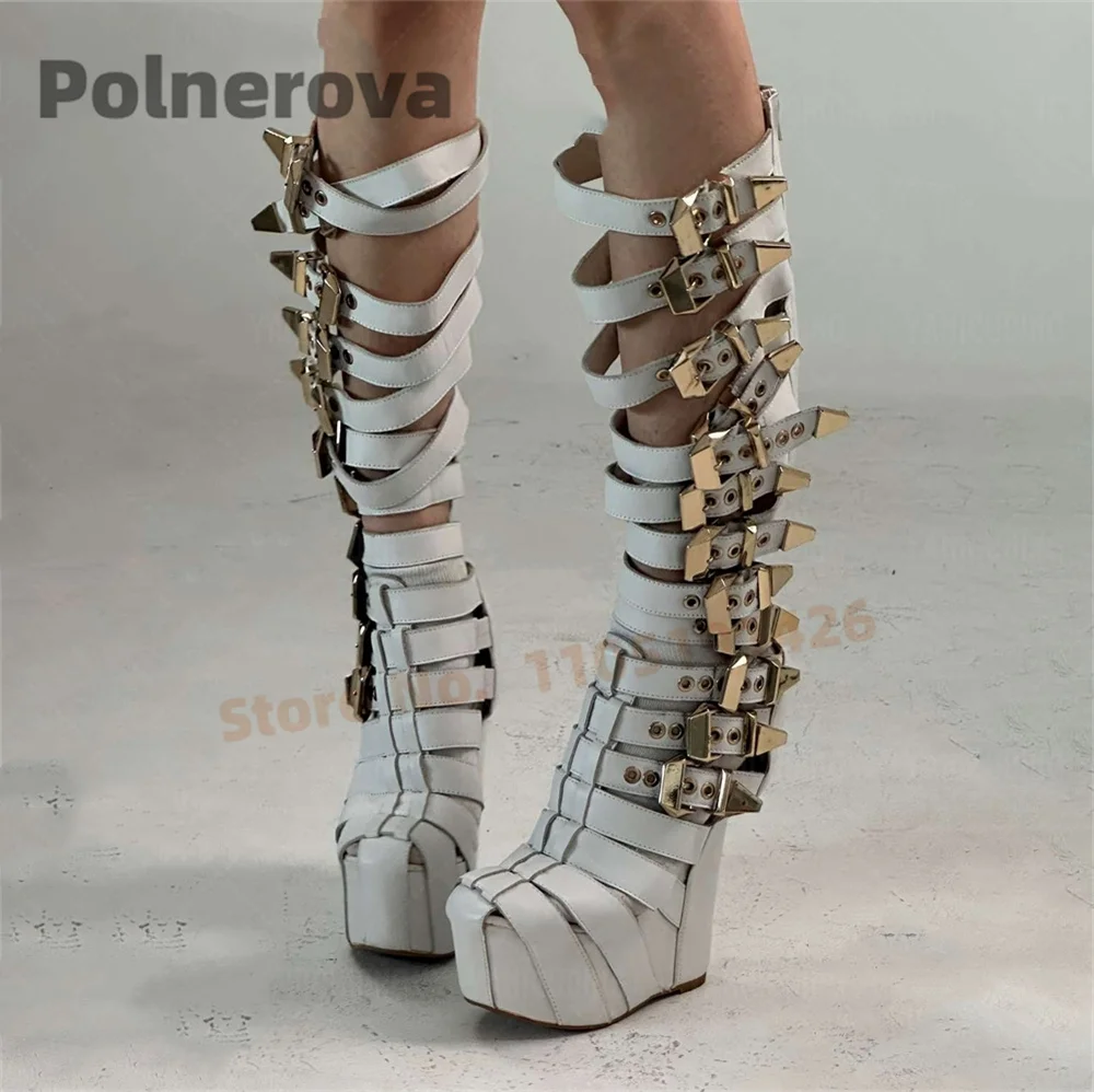 متعددة مشبك حزام منصة صندل أحذية النساء أبيض أسود جلد إسفين حذاء برقبة للركبة عالية الكعب أحذية الصيف سيدة الأحذية