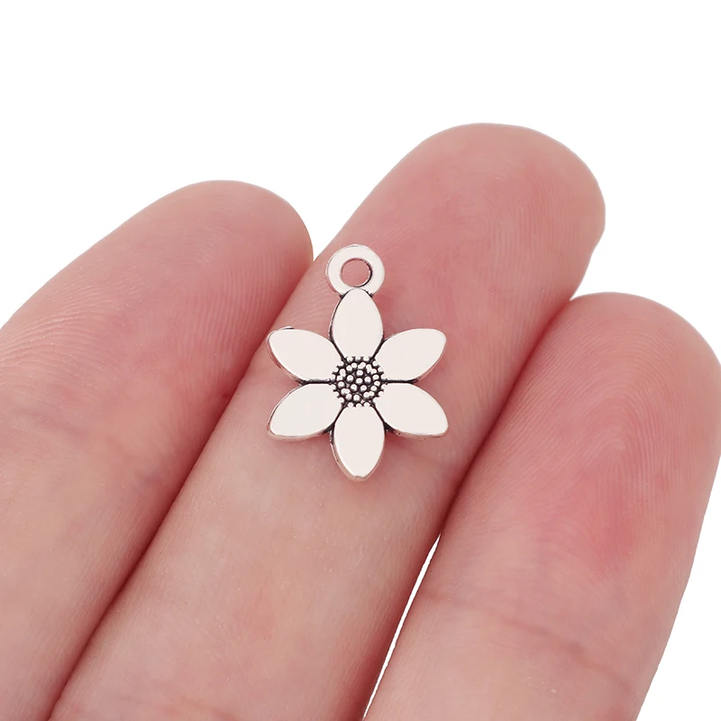 30 x Tibetan Silver Double Sided Sun Flower Charms Pendants Beads for DIY Necklace Bracelet Jewelry Making Accessories 17x12mm