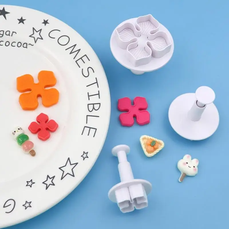 

3Pcs/Set Plastic Hydrangea Fondant Cake Decorating Plunger Cutter Flower Blossom Mold Home Cake Tools