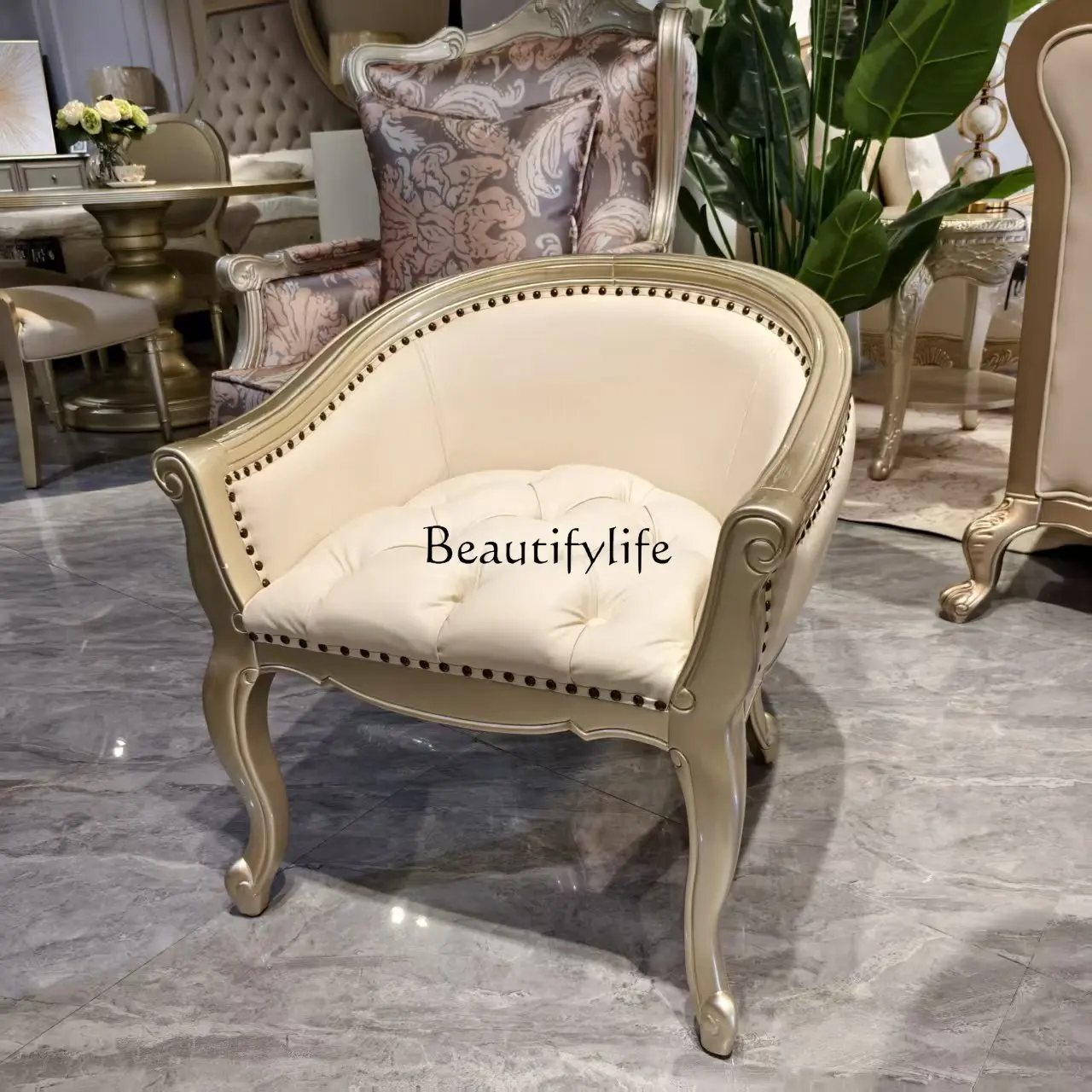 

American light luxury solid wood dressing chair French bedroom makeup chair dressing stool