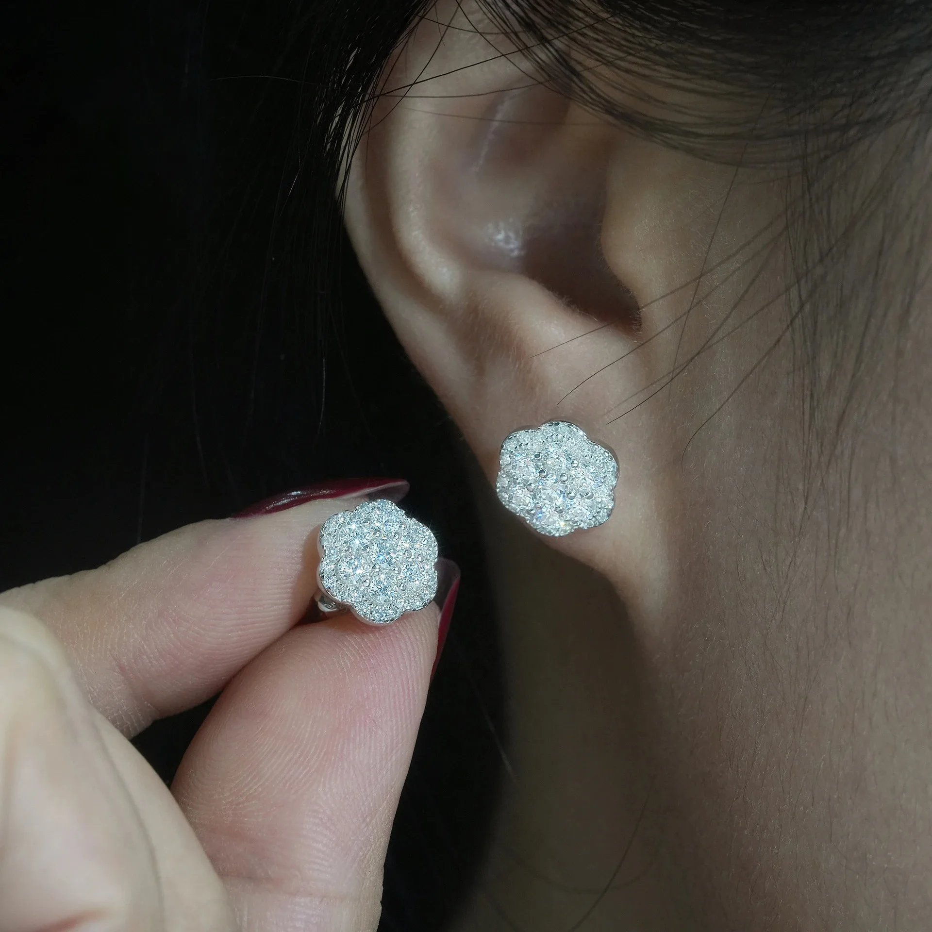 

Full Moissanite D Color Flower Women's Hip-hop Earrings 925 Silver Screw Ear Stud High Quality Fine Jewelry for Women men Gift