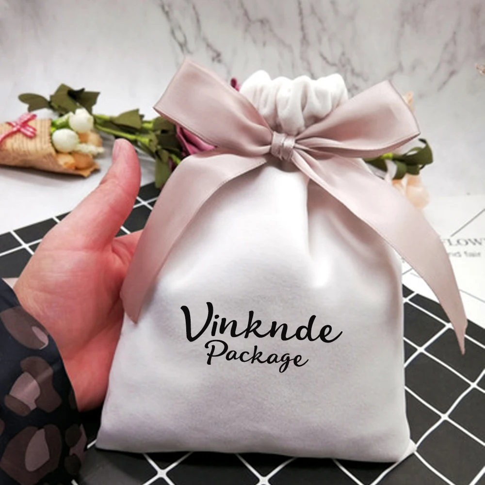 

Personalization Luxury Beige Velvet Packaging Bags Wedding Gift Pouch Custom Logo Small Jewellery Container for Earring Necklace