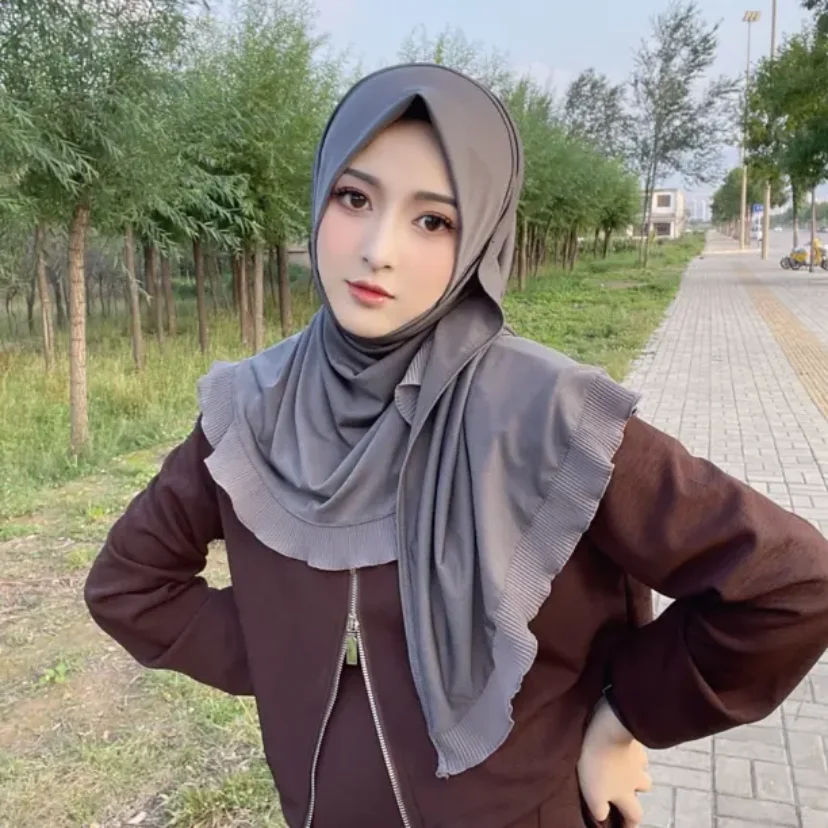 

Soft Simple Arabian Muslim Casual Instant Hijab Wear Apparels