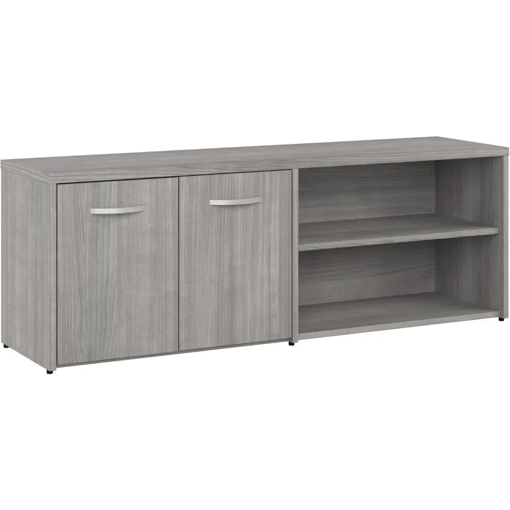 

Низкий шкаф для хранения вещей Bush Business Furniture Studio C с дверцами и полками, цвет платиновый серый, для дома или профессионального использования.