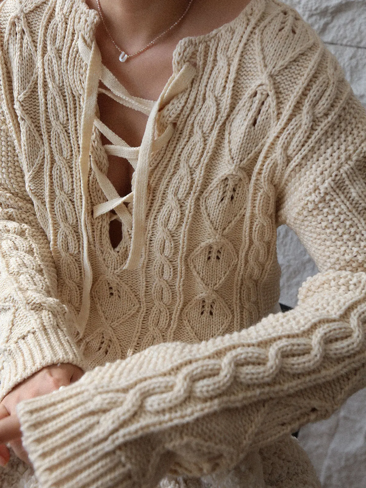 

Ast Editor op Vintage Heavyweight Knotted Beige Sweater Women's Miu Long Sve Knitted irt Commute Sle Loose Fit Warmth