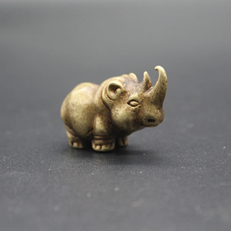 

Collect Rhinoceros Ornaments and Copper Ornaments Figurines