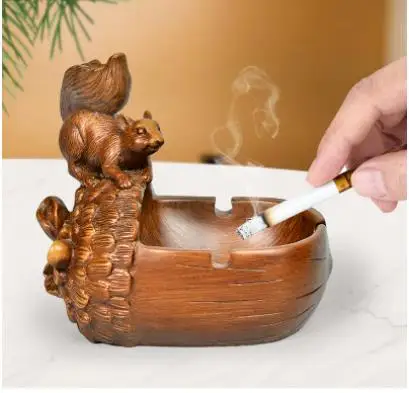 European Resin Squirrel Ashtray Storage Box Household Fun Cartoon Animal Car Large Capacity Windproof Home Decoration