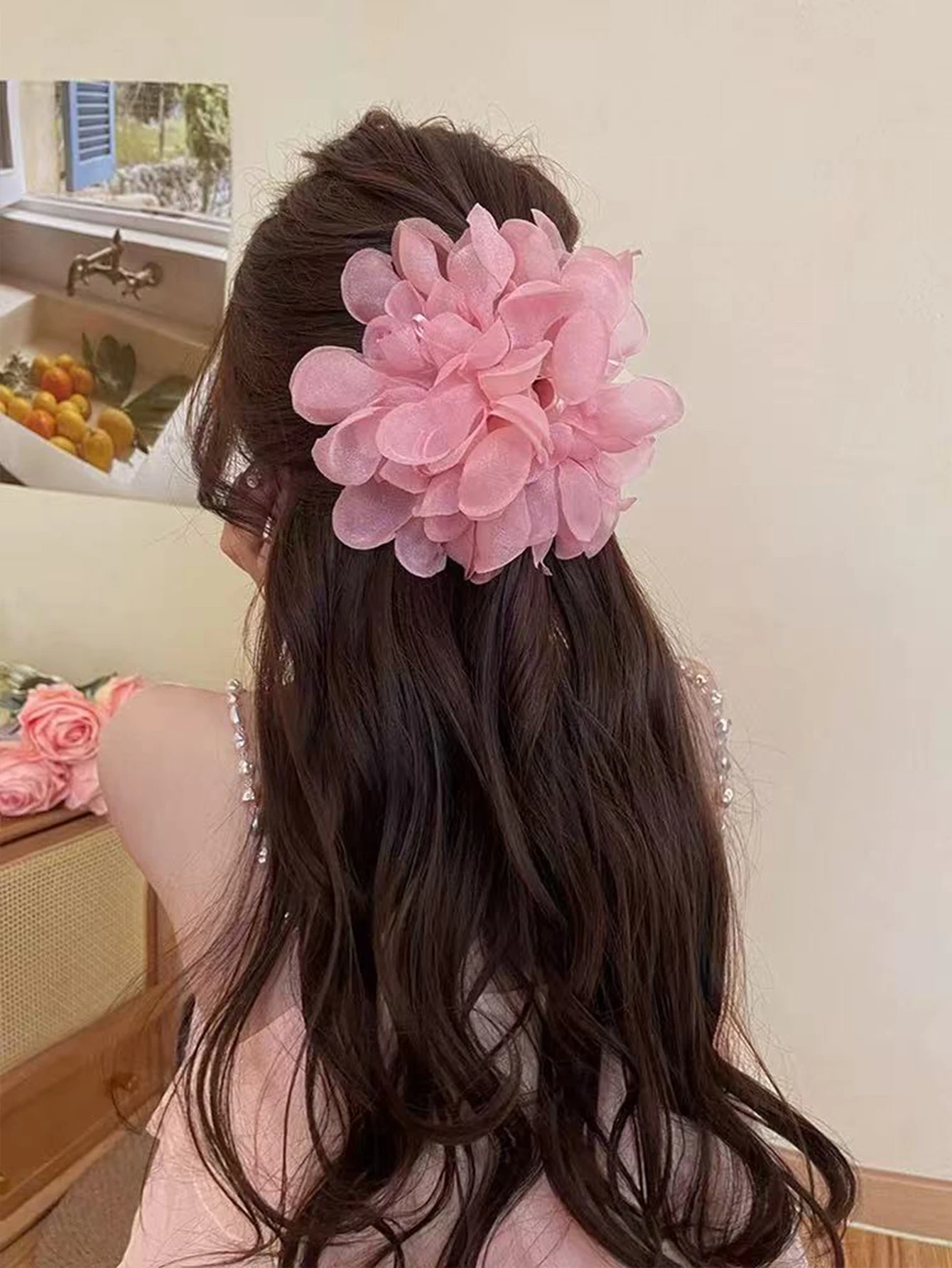1 peça verão novo estilo brilhante flor de chiffon grampo de cabelo, clipe de tubarão de alta qualidade na parte de trás da cabeça, acessório de cabelo elegante