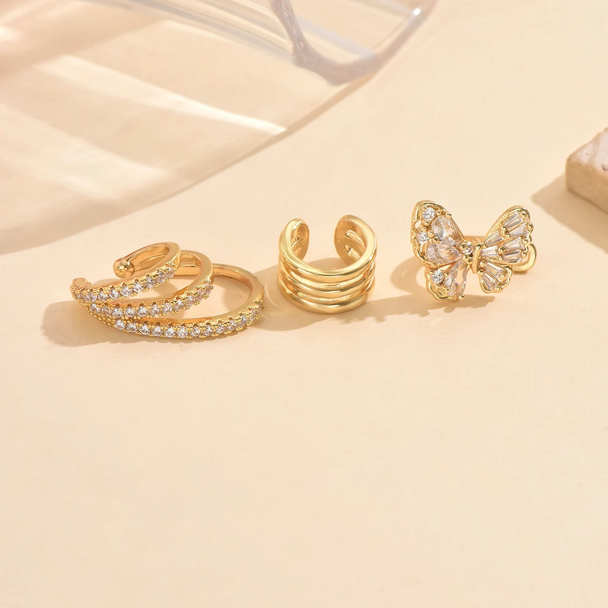 ALIYA Fake Piercing Stainless Steel Gold Color Round Clip Earrings for Women 2025 New Fashion Ear Cuff Heart Jewellery Gift