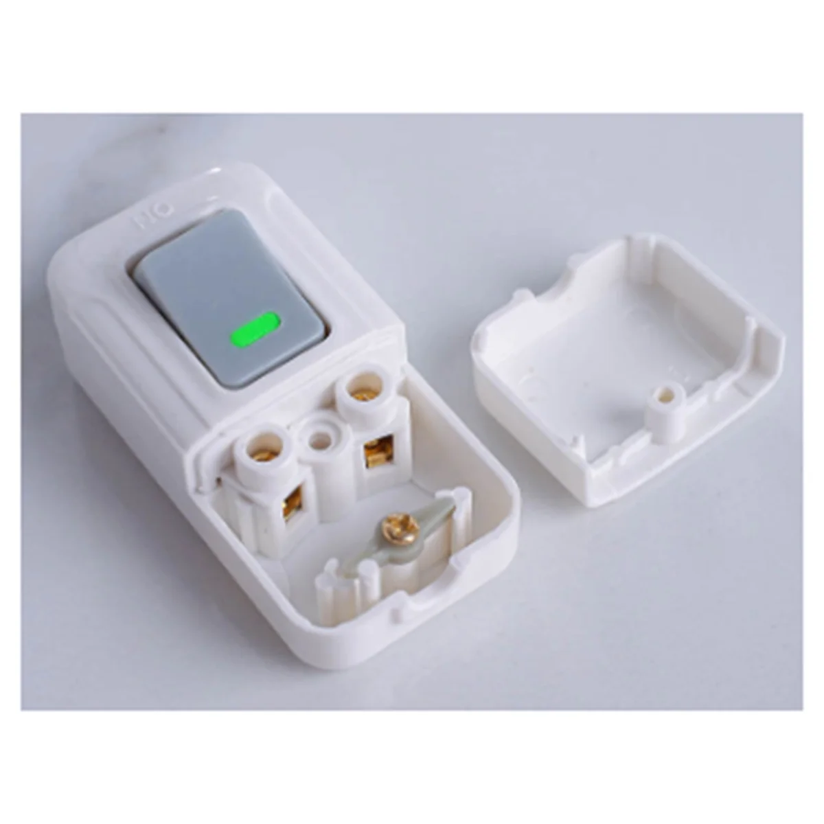 A002 Boat Shape Switch Small Rocker Button Wiring Switch White Hand Pinch Bedside Small Appliance Push Button White Switch