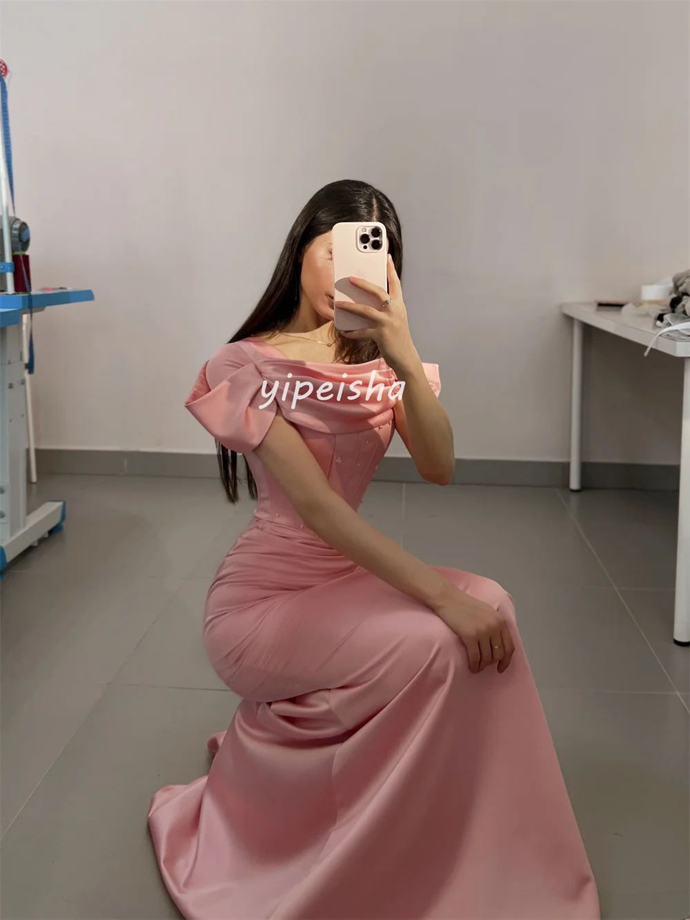 Aangepaste prachtige hoge kwaliteit plooi ruches parel zeemeermin vierkante hals lange jurken avondjurken maten beschikbaar mode