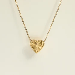 Vintage PVD 18k Gold Plated Stainless Steel Radial Geometric Heart Pendant Necklace for Women Waterproof Charm Collar Jewerlry