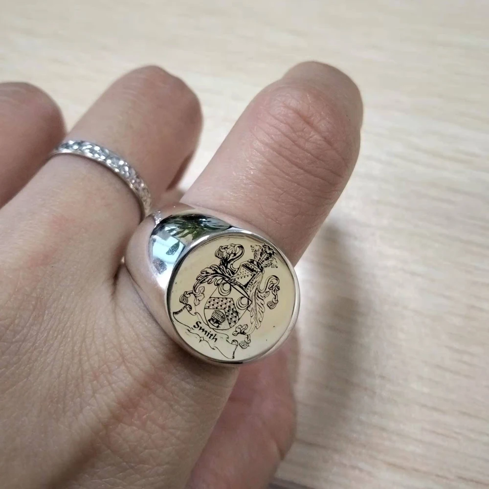 Wholesale 925 Solid Silver Engraved Name Ring 15mm Round Signet  Ring Custom Family Badge ring for Women Men Ring