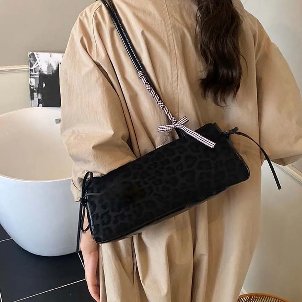 

Sweet French Stick Handbag Large Capacity Korean Style Leopard Print Underarm Bags Bow Ribbon Texture PU Shoulder Bag Work