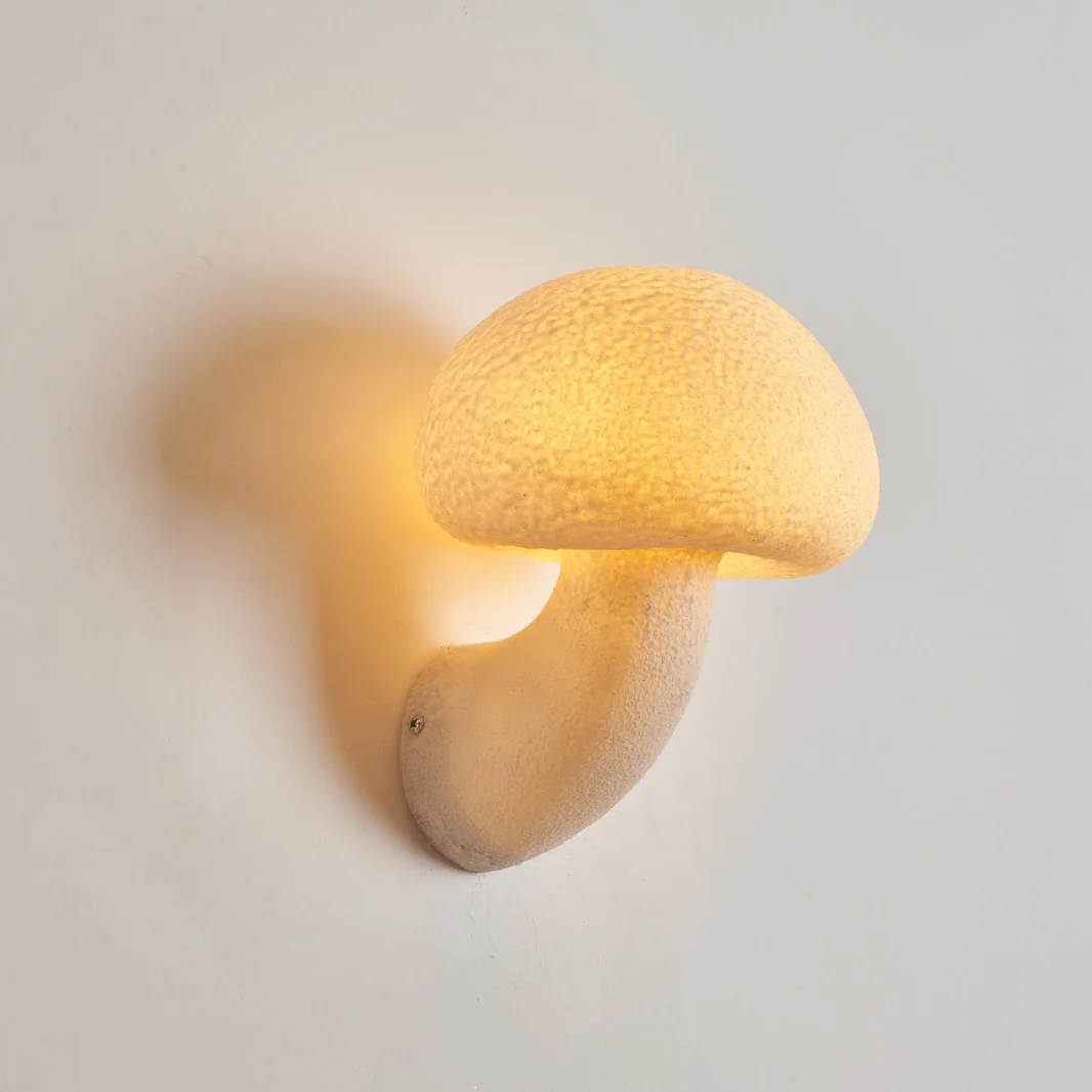 

Simple resin white mushroom cute small wall lamp night light, no light bulb, European French home life appland French home life.