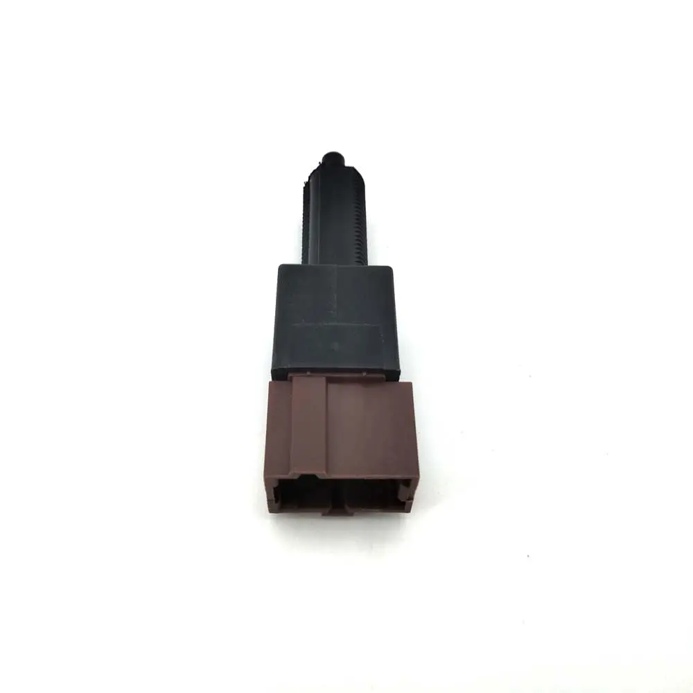 Brake Light Switch For Nissan Altima Maxima Quest Titan Versa Xterra 25300-AT300