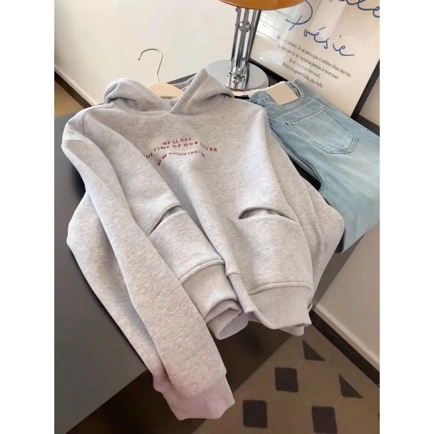 

Gray Letter Print Long Sleeve Hoodie Women's Autumn Winter Loose Fleece Casual Jacket Comfortable Loose Fit Hooded Sweatshirt