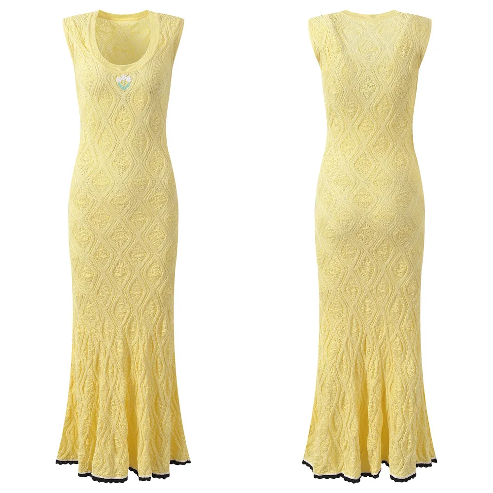 2026 Summer New Elegant Slim Fit Crew Neck Sleeveless Hollow Wave Pattern Crochet Long Knit Dress