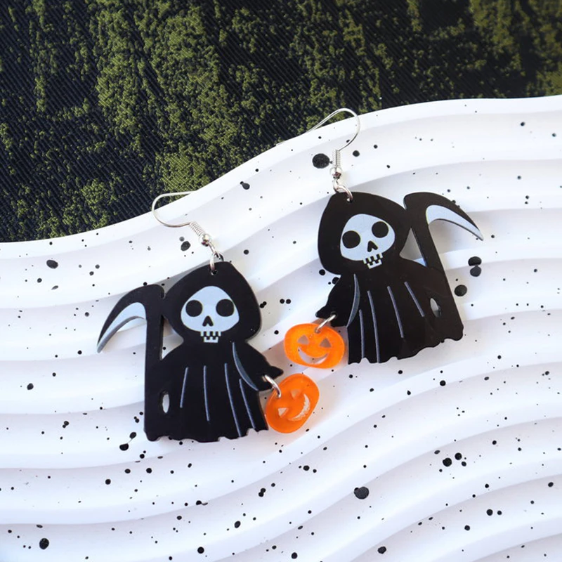 2024 Cute Cartoon Mushroom Ghost Halloween Earrings For Women Hallowmas One Eyed Evil BOO Guillotine Skull Acrylic Drop Earring