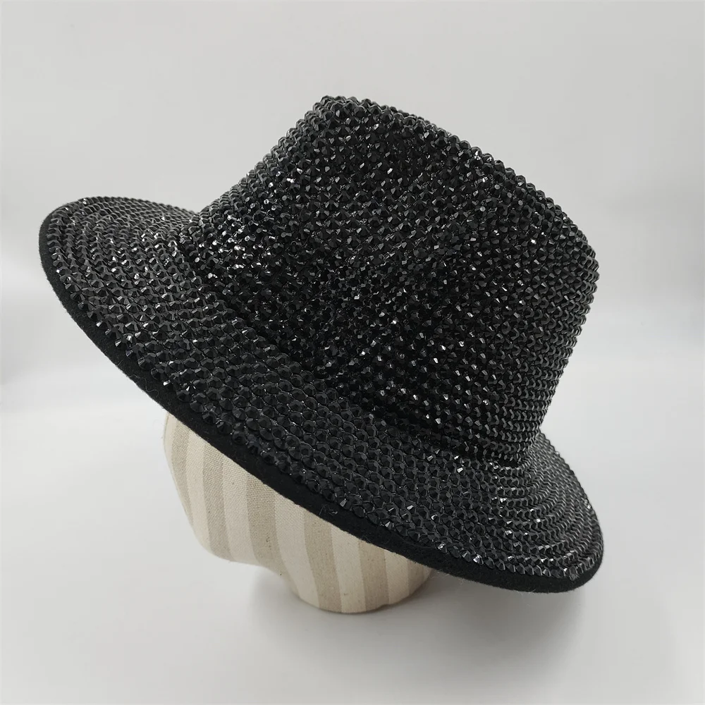 Rhinestone and Pearl Fedoras Jazz Hats for Men and Women Red Matching Black Diamond Fedoras Stage Banquet Cap 2022 wholesale