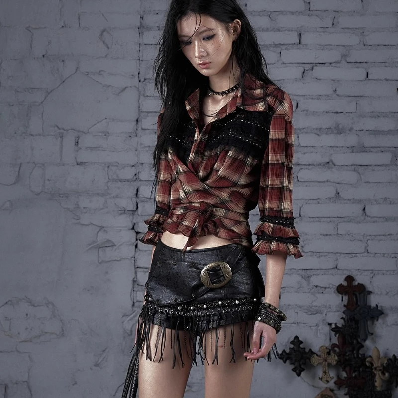 Original Retro Black Heavy Industry Splicing Chain Women's Pants New Punk Sweet Cool Rock Slim Spice Girl Leather Shorts Ladies