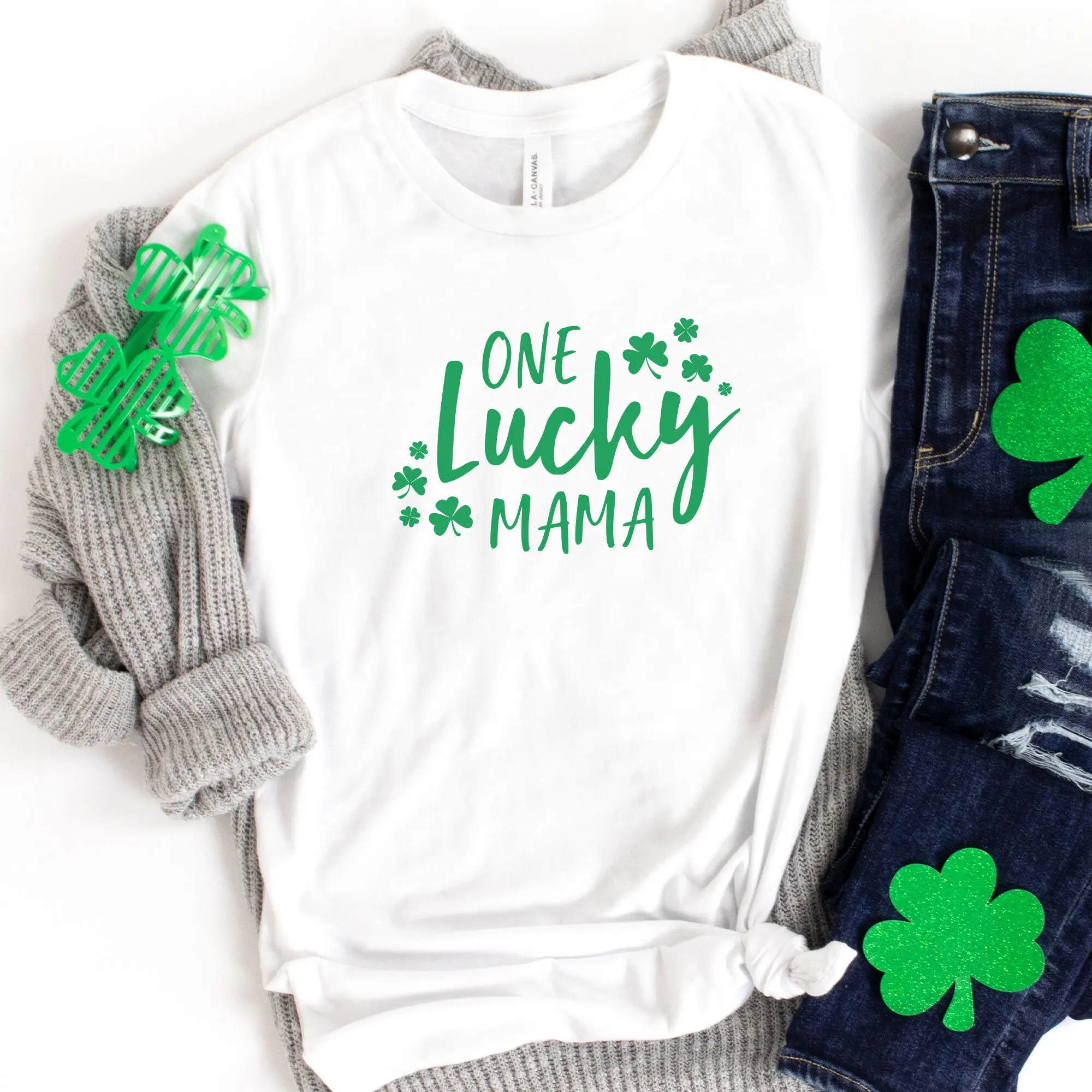 Cute Lucky Irish Mom St Patricks Day T Shirt