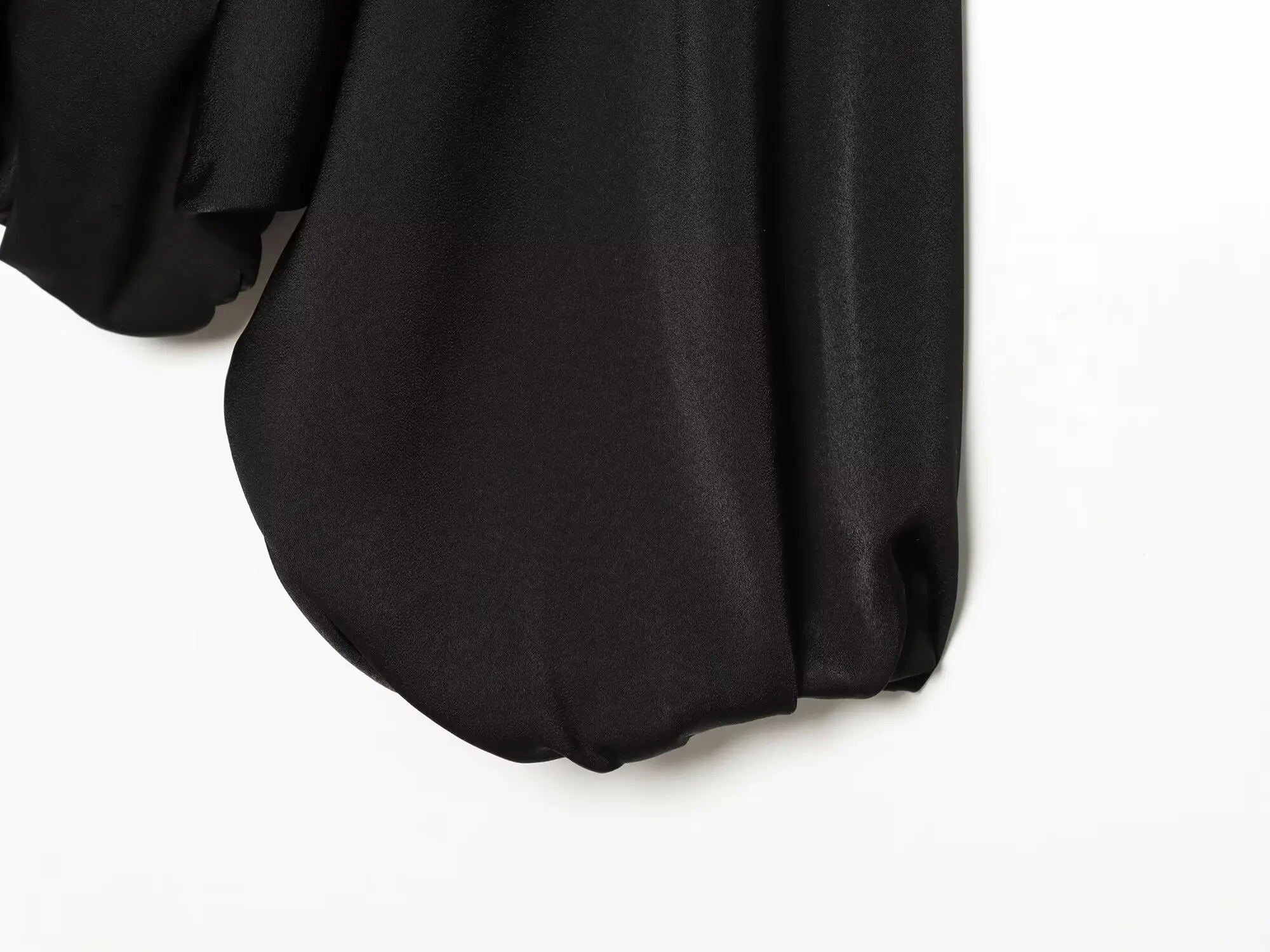 KONDALA Damen Casual Satin Bomberjacke Trendige High-Street Reißverschlussjacke Neu 2026 Frühherbst Elegante Schicke Puffärmel-Jacke – Detail 36