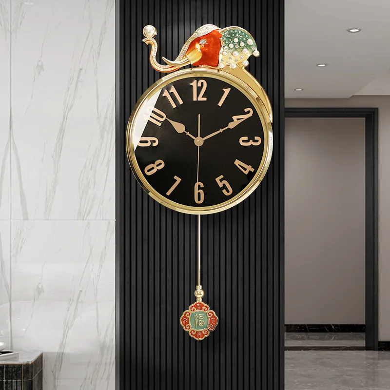 Modern light luxury wall clock, home living room creative watch hanging on the wall