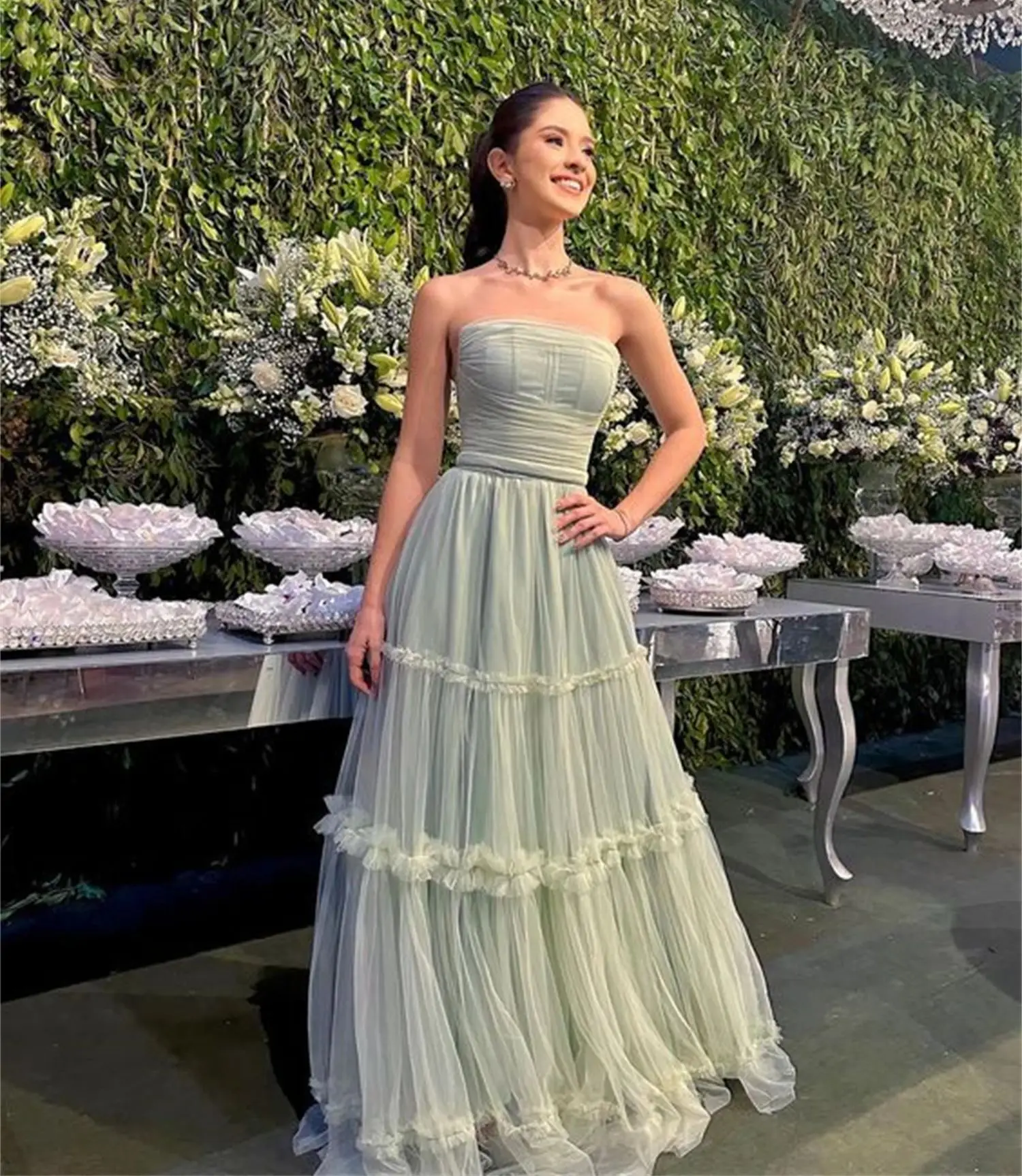 Light Green Saudi Women Evening Dress Party Evening Elegant Luxury Celebrity Layered Cocktail of Dresses for Prom Mesh Strapless