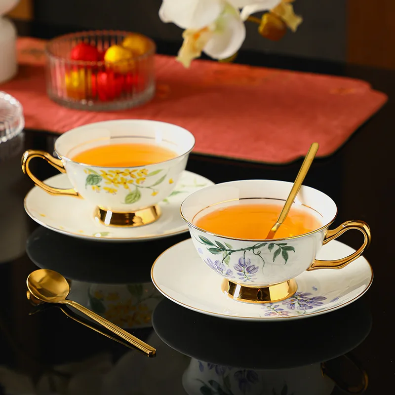 

High-End European Bone China Coffee Cup Set Elegant English Afternoon Tea Ware Ceramic Water Cup Ideal Souvenir Gift