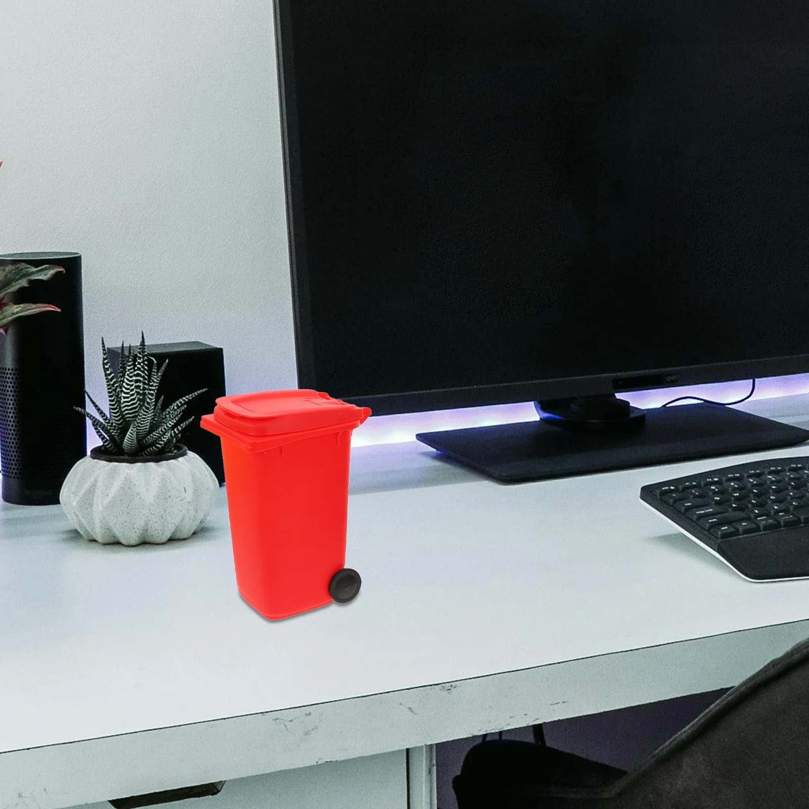 

4Pcs Mini Desk Trash Can Pencil Holder Plastic Stationery Organizer for Office Desk Pen Storage Pen Holder Small Pencil Buckets