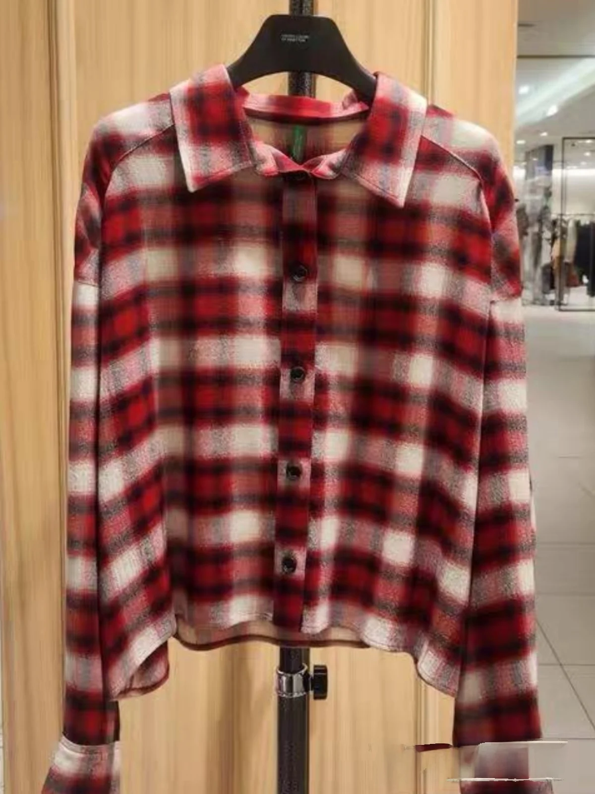 

Korean Single Pearl n Spring 25 Loose Ele Long Sve irt with Collar Versatile Embroidered Che Patterned irt