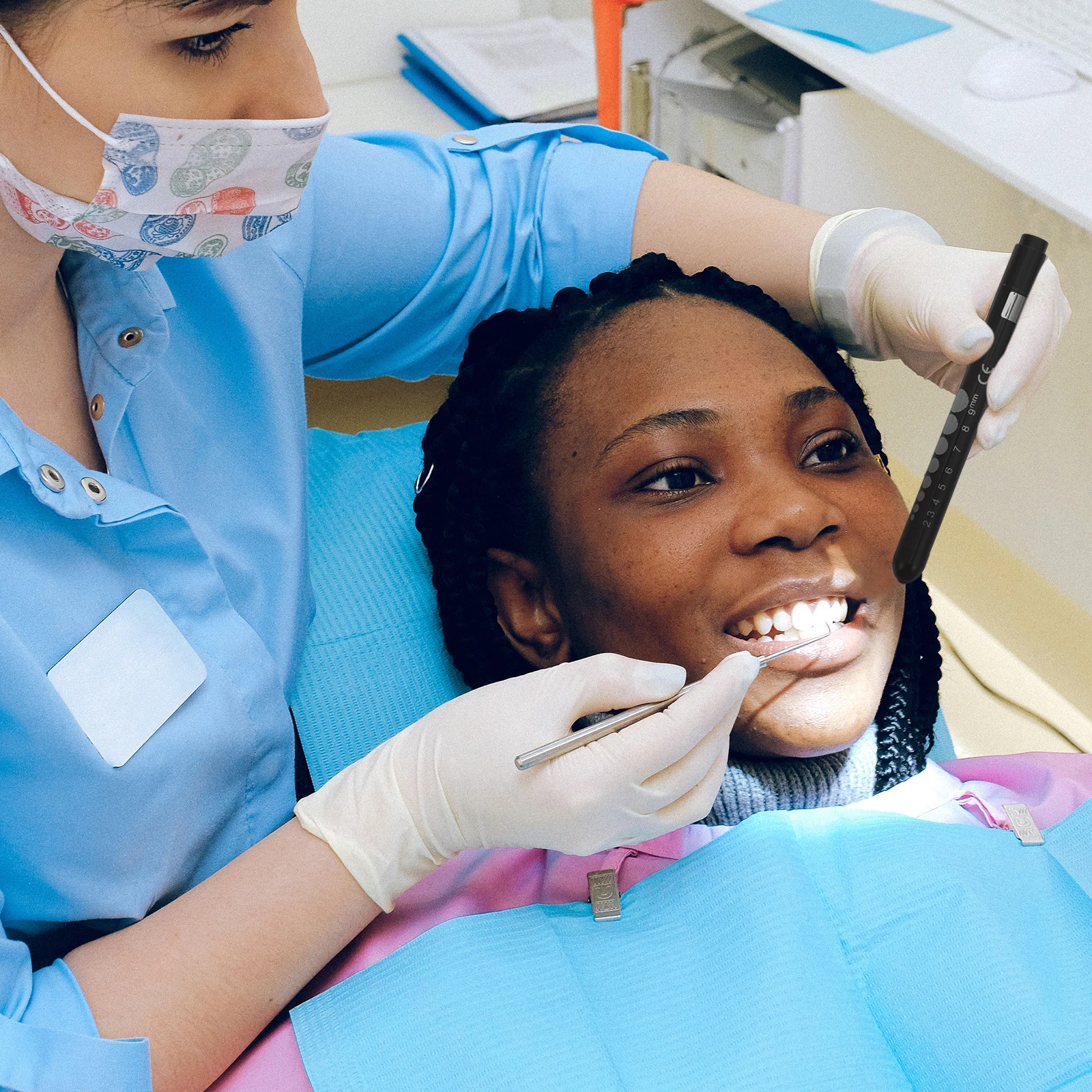 

2Pcs LED Medical Pen Light Aluminum Alloy Checking Lamp for Doctor Nurse with Ruler Scale Design Material