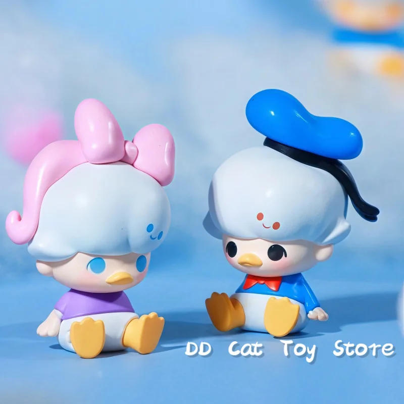 

New Genuine DIMOO WORLD Disney Classic Pop Bean Series Blind Bag Kawaii Mickey Minnie Model Ornament Toy Birthday Gift