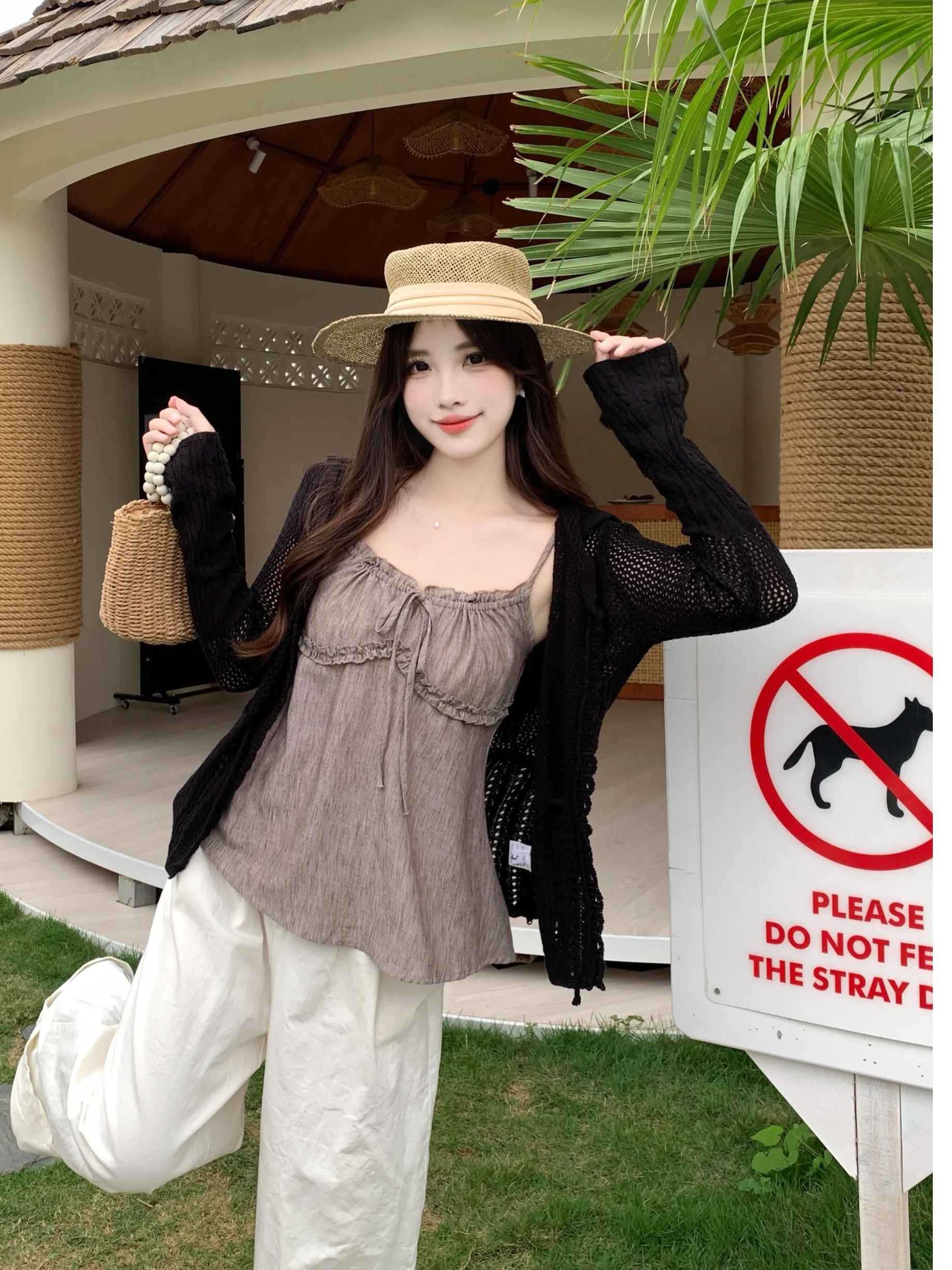 

plus Size Women's Pure Desire Lace Trim Splice Crop Top Hollow out Knitted Summer Thin Style Fashionable Vest Korean Style