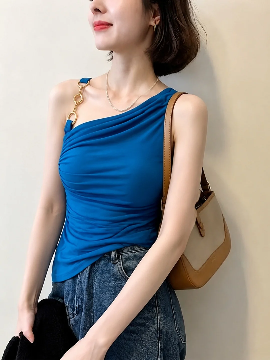 

Sexy Slim Fit Shoulder Bared Sleeveless Pleated Shirt Korean Style Commute Pure Color Summer Top Women's Fashion Silk Blouse