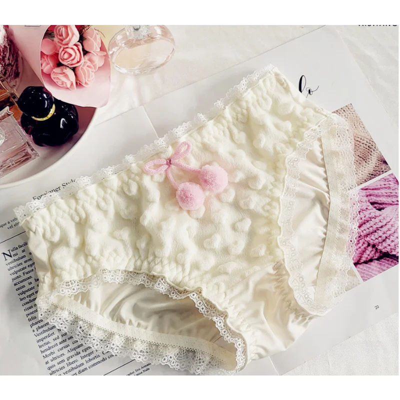 Lovely Cute Underwear for Girls Gentle Warmth Love Plush Underwear for Winter Comfortable Bread Underwear for Women