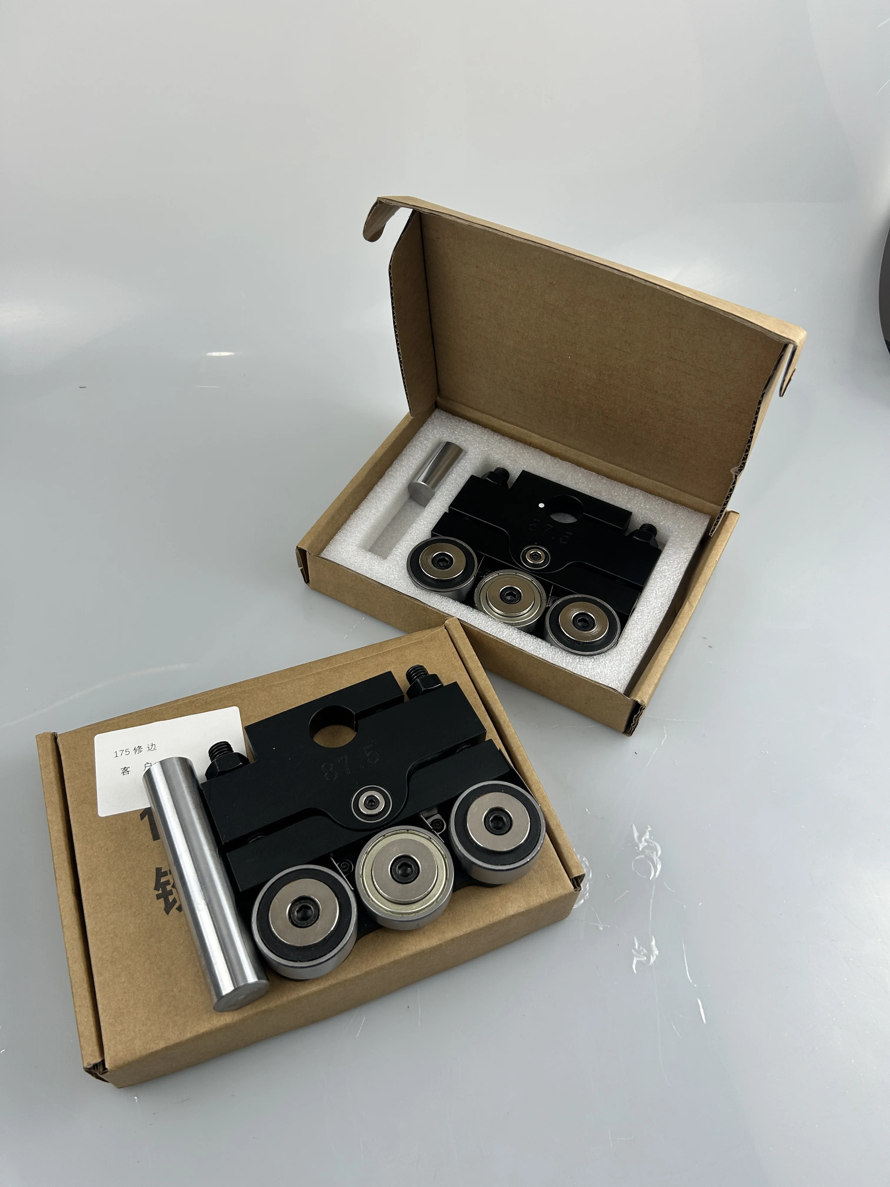 OEM Edge Banding Machine Hinge Hole Avoidance Device