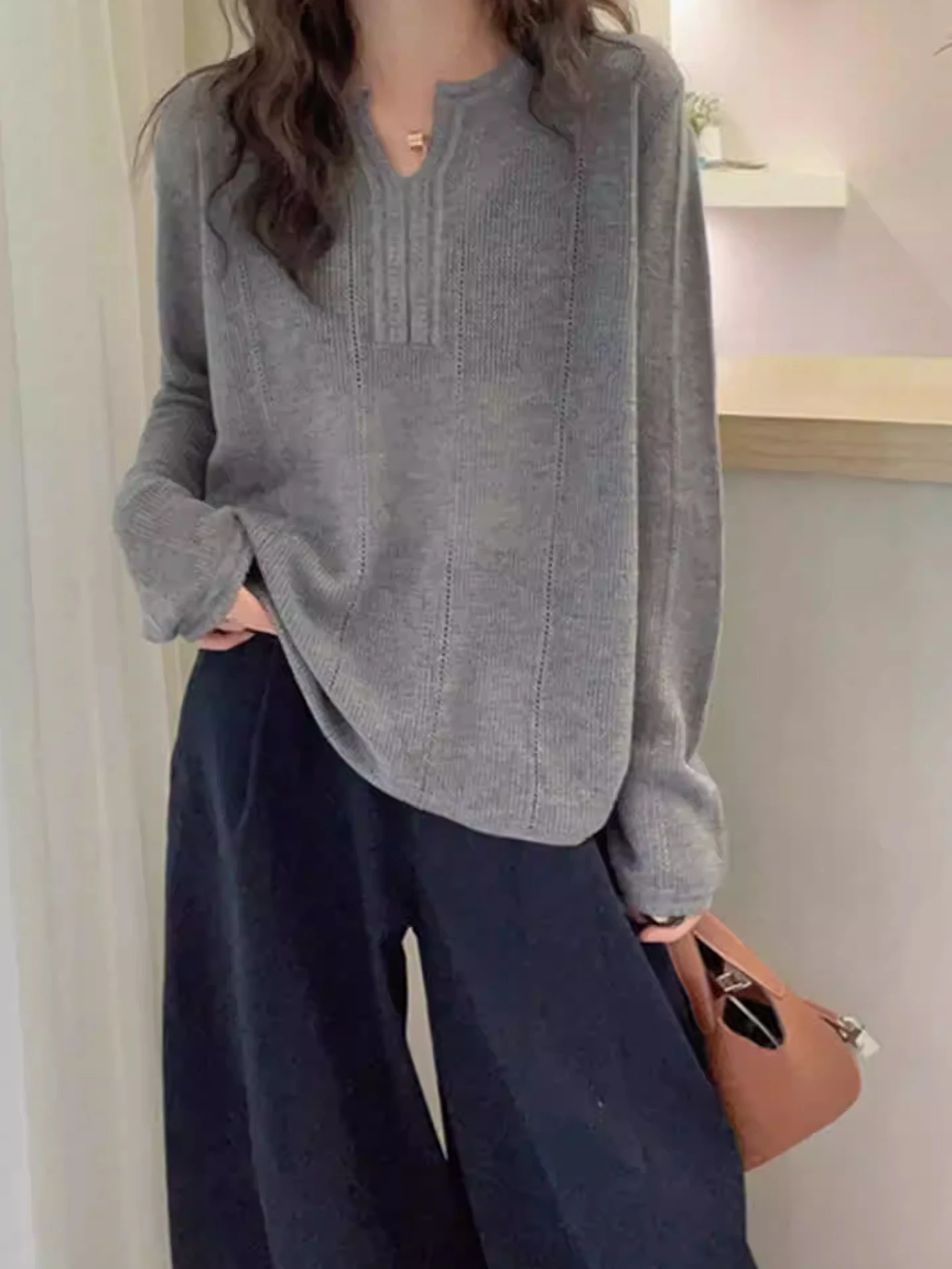 

Модный однотонный вязаный топ с длинным рукавом, дышащий базовый слой, свободный крой в корейском стиле, осенняя новинка для женщин