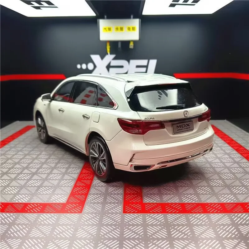 1:18 Acura MDX SUV Legering Model Auto Diecasts Metalen Voertuigen Auto Model Simulatie Collectie Miniatuur Schaal Kinderen Geschenken Decoratie