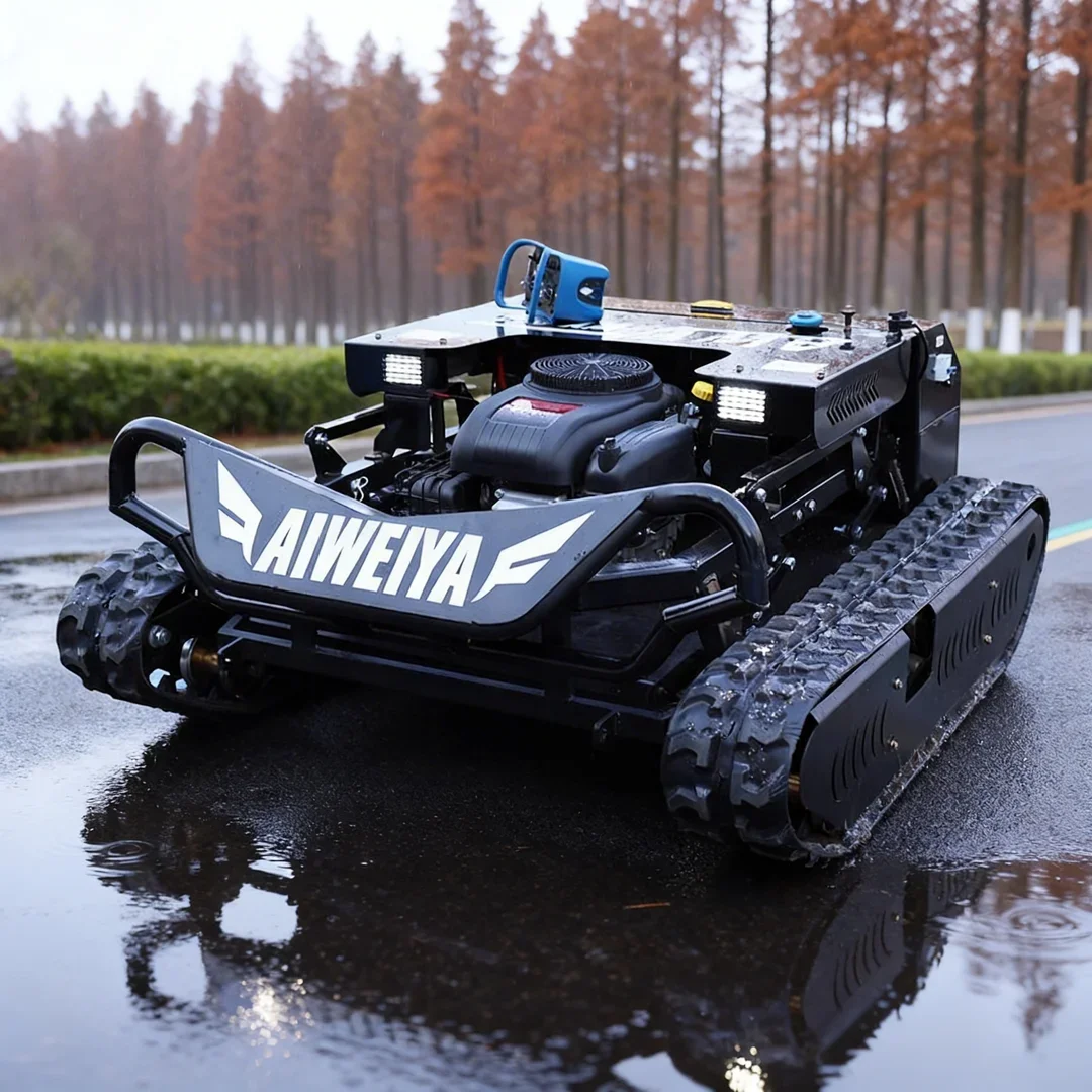 Customized Remote-Controlled Tank Robot Flail Lawn Mower Four-Stroke Automatic Grass Cutting For GOLF Course Care
