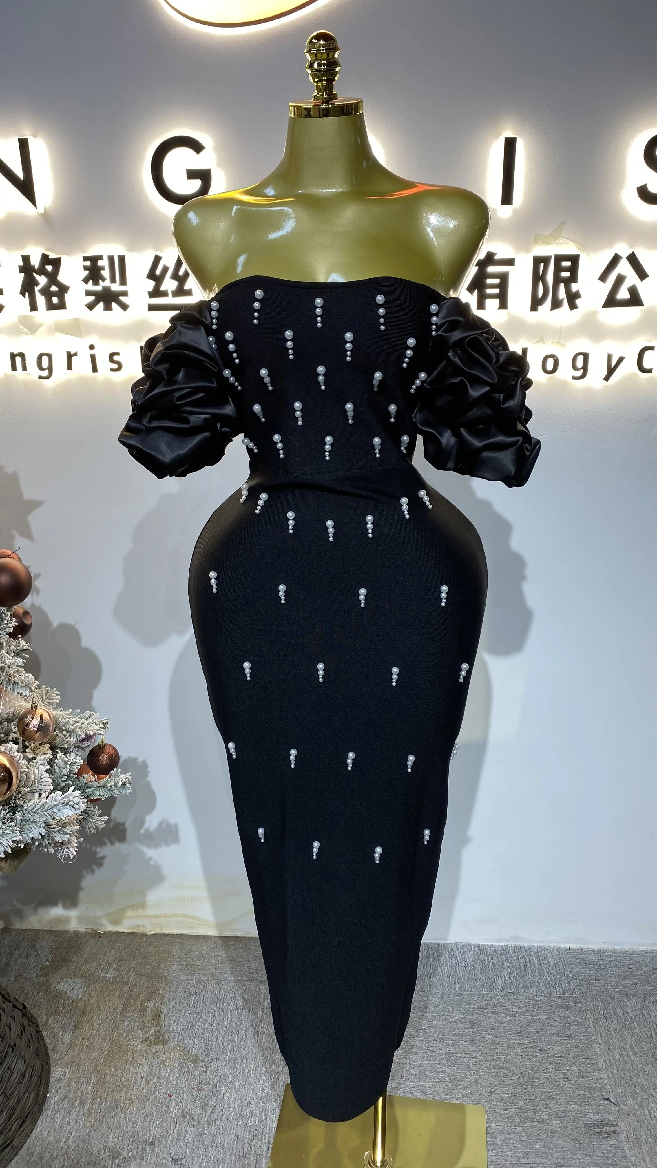 New Autumn Black Evening Dress - Strapless Ruffled Short Sleeve Elegant Evening Dress Bodysuit-GZXX486