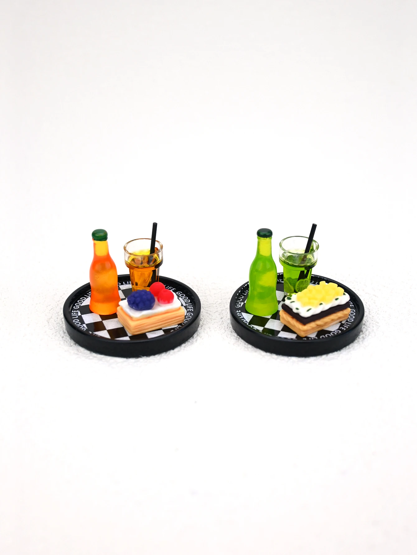 A Miniature Soda Cake Set Scene Decoration, Miniature Soda, Miniature Cake, Miniature Tray, Dollhouse Dollhouse Accessories, Dollhouse Toys, Miniature Food Toys, Photography Props, Miniature Landscape Decorations, Miniatures Decoration, Small Gifts, Giveaways, Home Decor Items