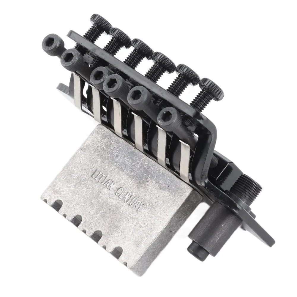 

Черно-серебристая система тремоло-бриджей ​ ​ С поддержкой рук ​ ​ Система двойной блокировки ​ ​ Двойной пружинный стабилизатор качания ​ Легко носить с собой